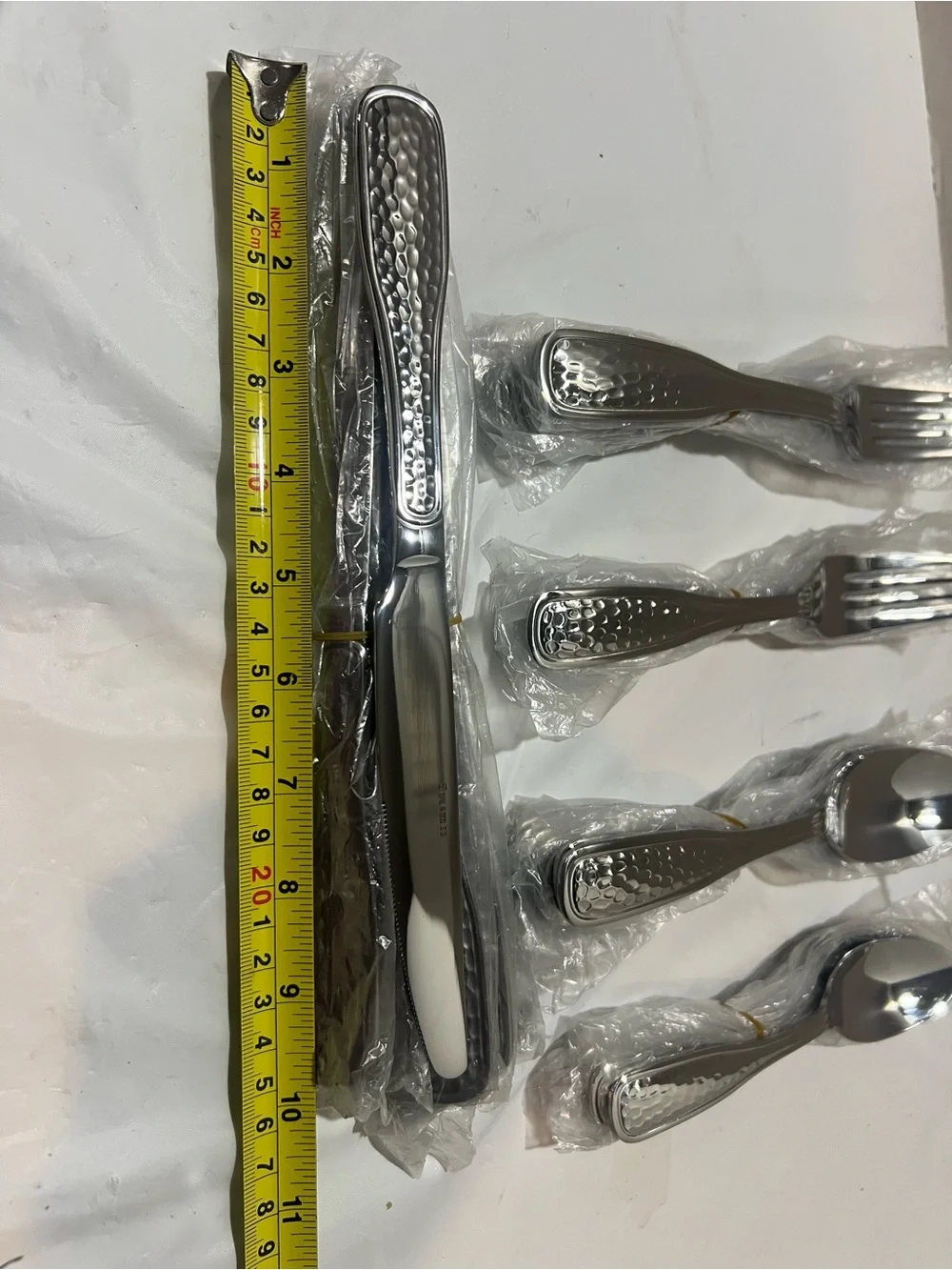 St. James Hammered 40pc Hi Quality 18/10 Stainless Steel Flatware For 8